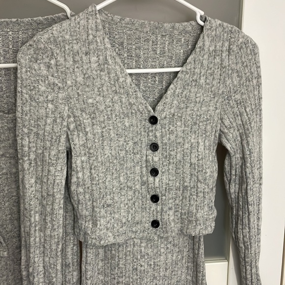 Women's Petite 2 Piece Set Rib Knit Split Thigh Cami Dress with Button Front Top - Picture 7 of 15